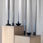 Juodos ilgų žvakių žvakidės ø 13 cm, H 13 cm (max) arba H 10 cm (min)