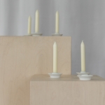 Baltos spalvos skirtingų dizainų keramikinės žvakidės: H nuo 4 - 18 cm